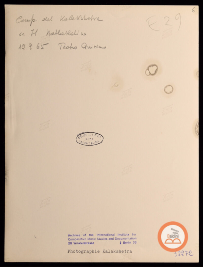 Immagine di Kathakali Dancers group di Kalakshetra, verso